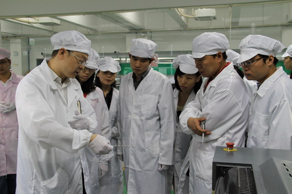 媒體參觀團(tuán)對我司企業(yè)形象高度評價